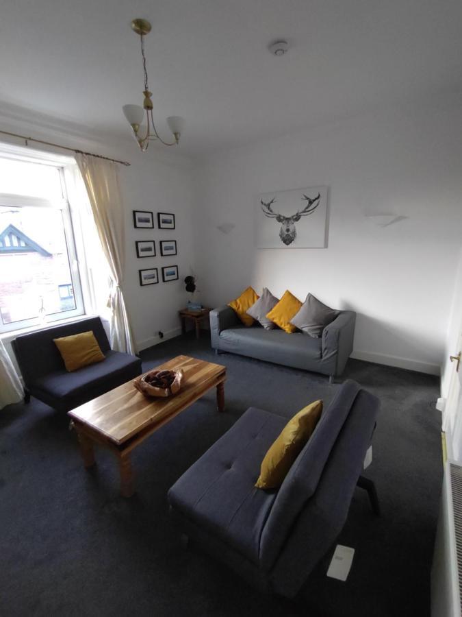 Apartment In The Heart Of Callander Exterior photo